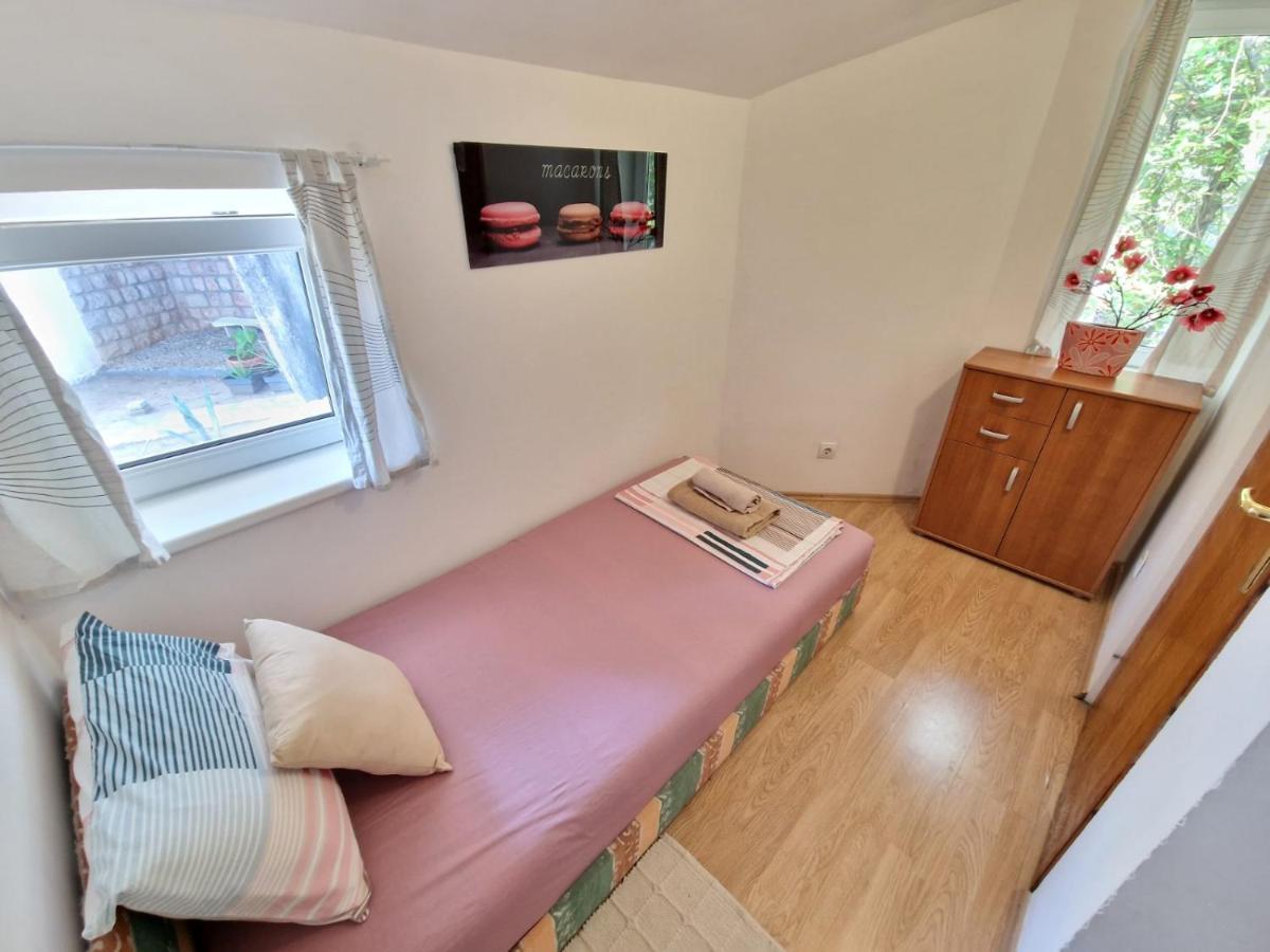 Lampone House Apartment Budva