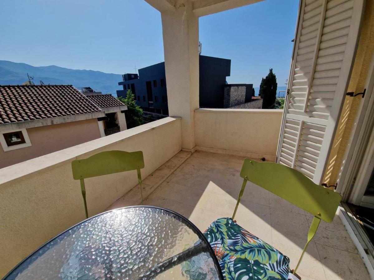 Lampone House * Budva