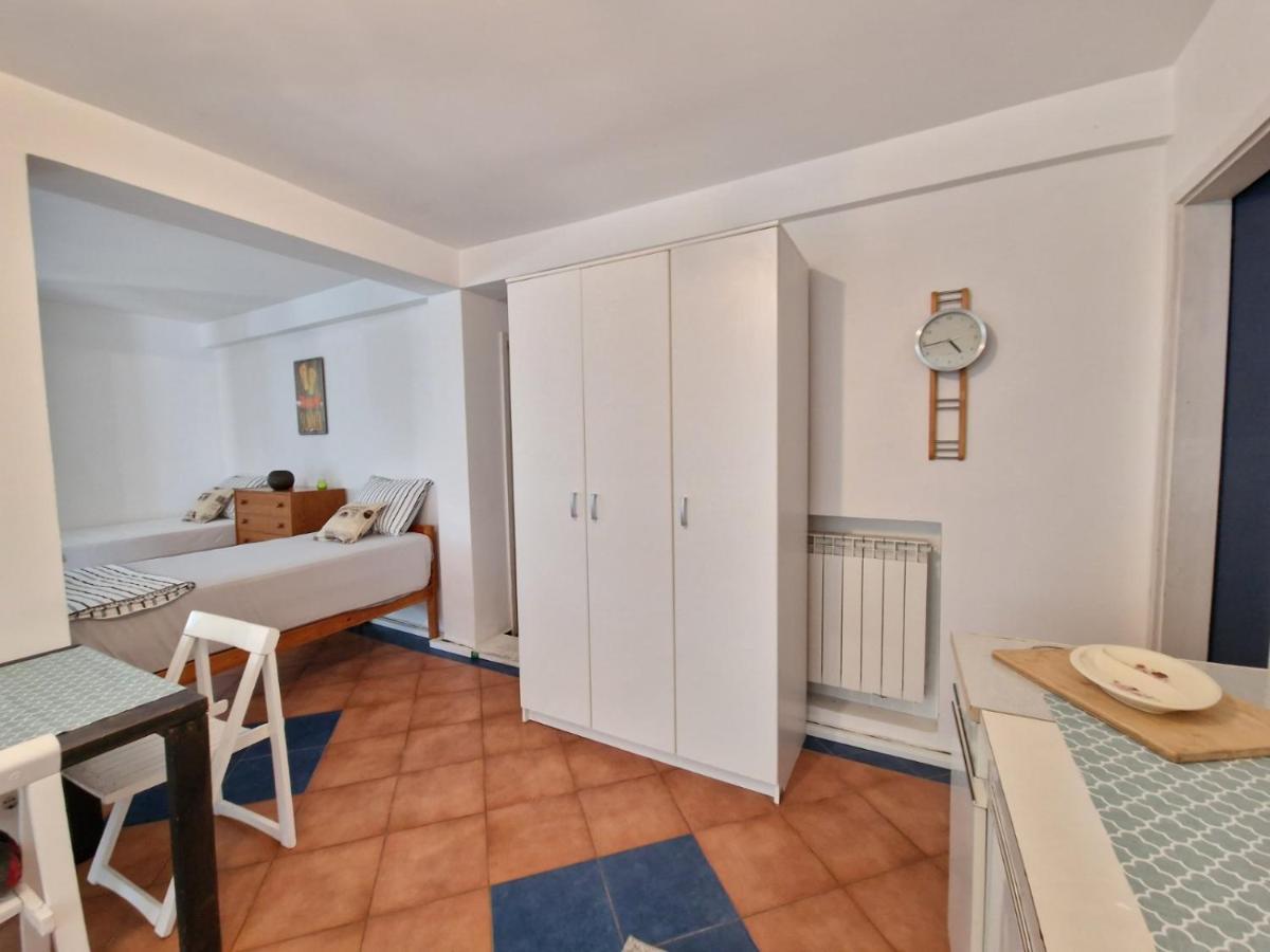 Lampone House *