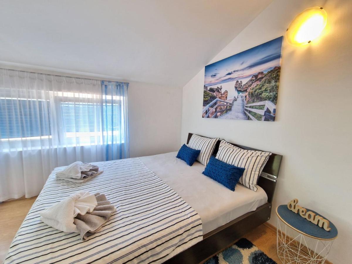 Lampone House * Budva
