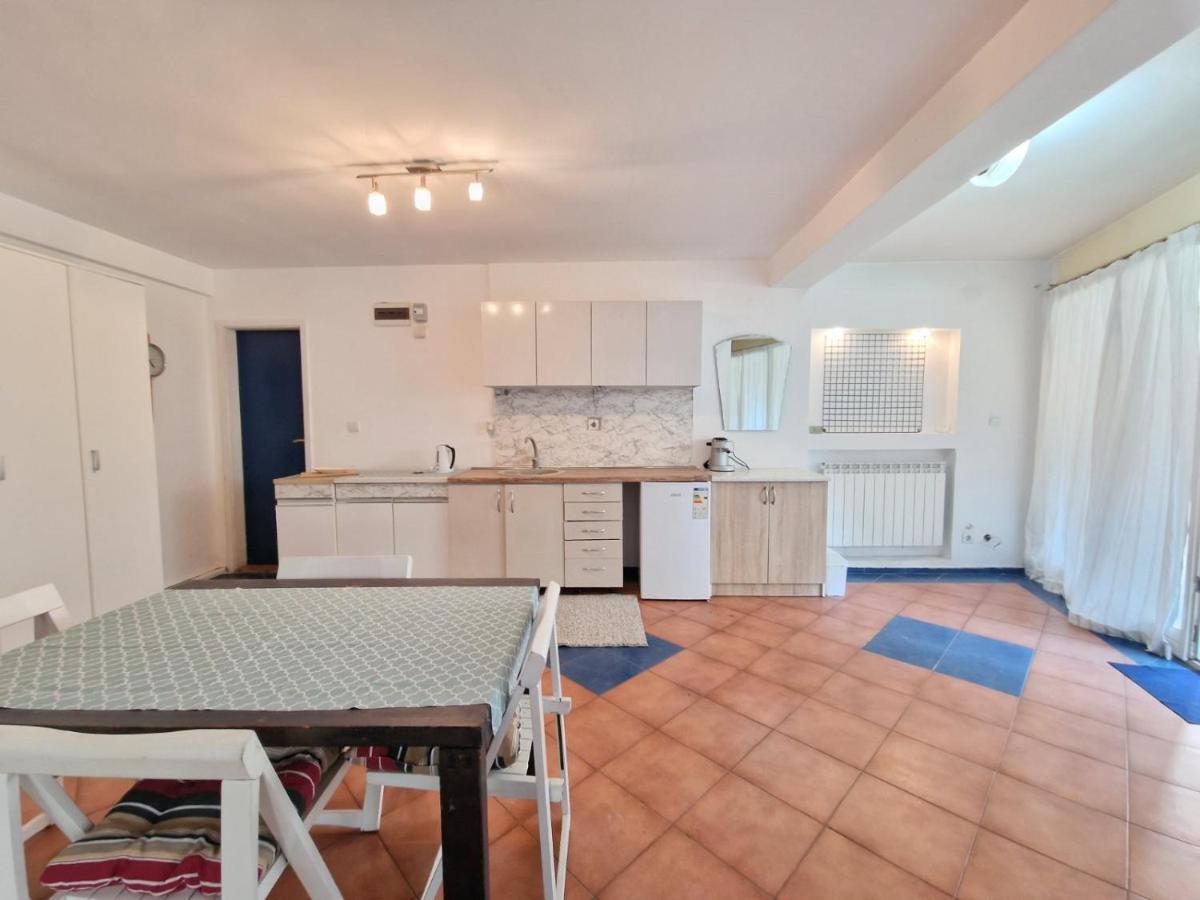 Lampone House Apartment Budva